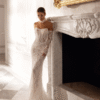 Mermaid lace wedding dress – Elegant white bridal gown with lace details and mermaid silhouette